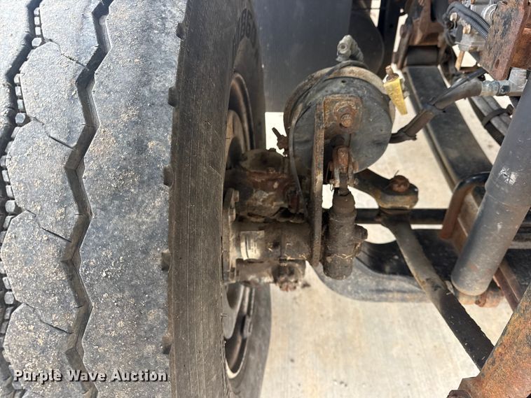 image for item DQ4358 2009 International 7500 box truck