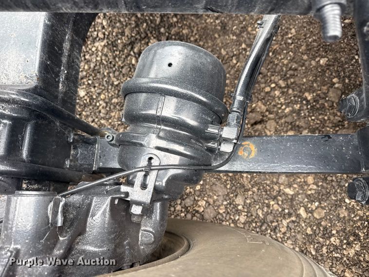 image for item DQ4370 2018 Freightliner Cascadia semi truck