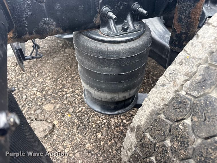 image for item DQ4370 2018 Freightliner Cascadia semi truck