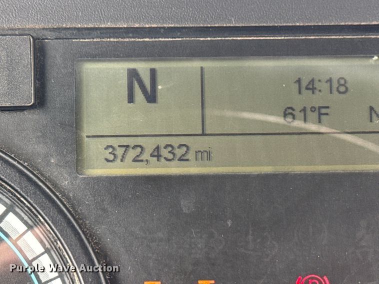 image for item DQ4370 2018 Freightliner Cascadia semi truck