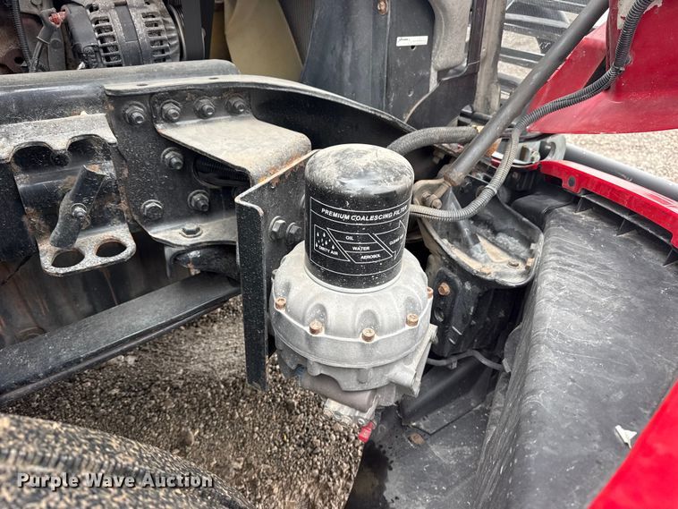 image for item DQ4370 2018 Freightliner Cascadia semi truck