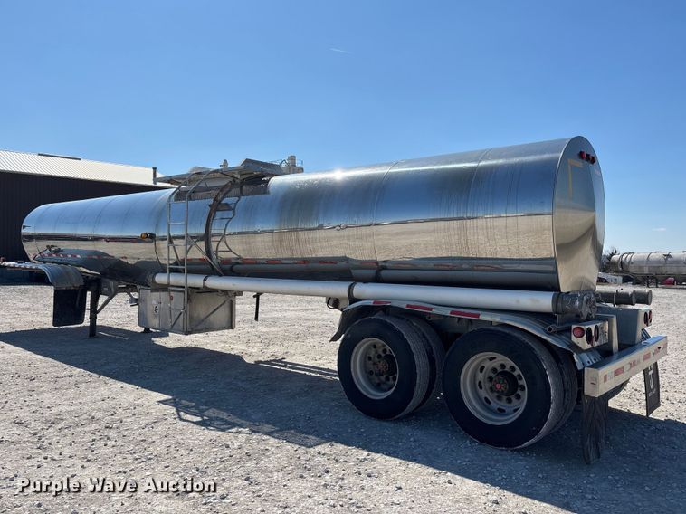 image for item DT0040 1992 Polar tank trailer