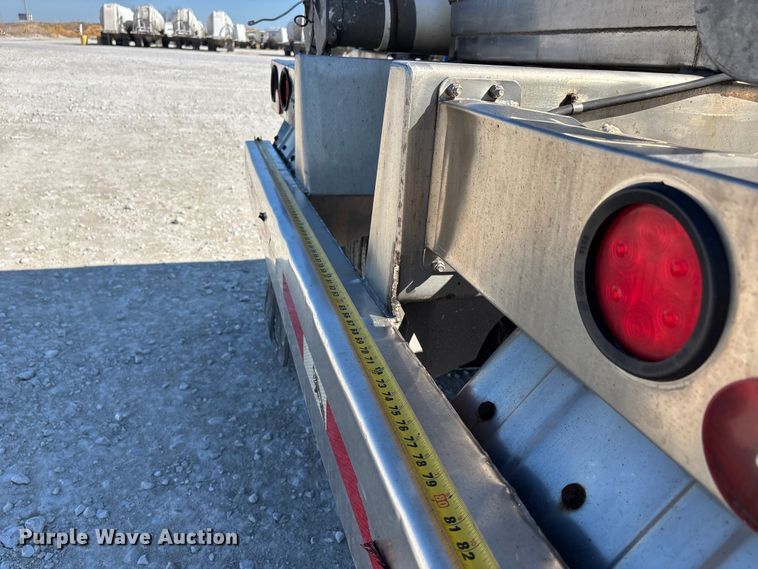 image for item DT0040 1992 Polar tank trailer