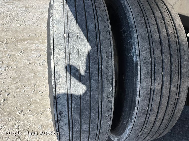 image for item DT0040 1992 Polar tank trailer