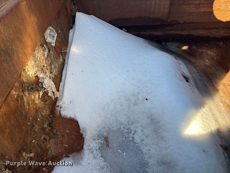 image for item DT2842 2011 Mack LEU613 refuse truck