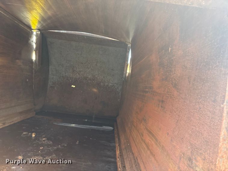 image for item DT2842 2011 Mack LEU613 refuse truck