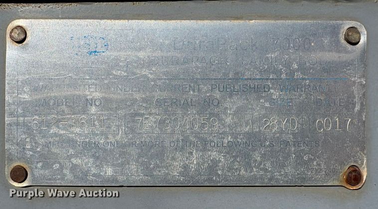 image for item DT2842 2011 Mack LEU613 refuse truck