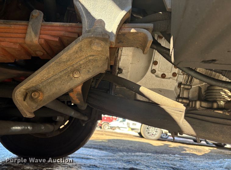 image for item DT2842 2011 Mack LEU613 refuse truck