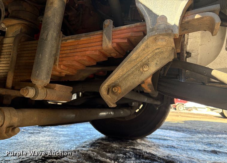 image for item DT2842 2011 Mack LEU613 refuse truck