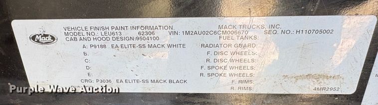 image for item DT2842 2011 Mack LEU613 refuse truck