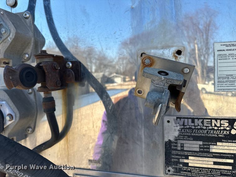image for item DV0800 1999 Wilkens OK2MA16TCFSR walking floor trailer