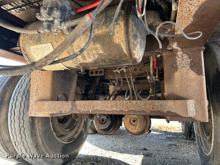 image for item DV0800 1999 Wilkens OK2MA16TCFSR walking floor trailer