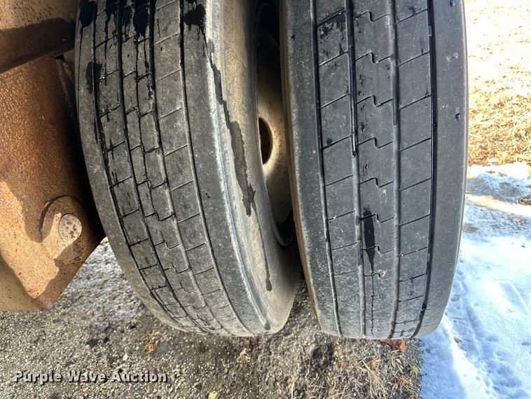 image for item DV0800 1999 Wilkens OK2MA16TCFSR walking floor trailer