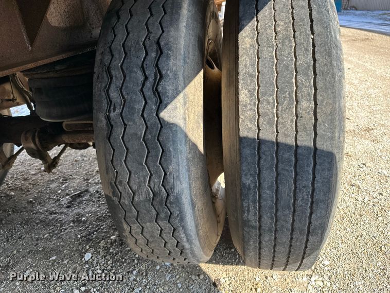 image for item DV0800 1999 Wilkens OK2MA16TCFSR walking floor trailer