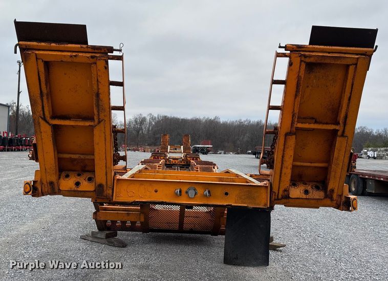 image for item DW7319 2005 Delavan Industries DDT car carrier