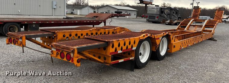 image for item DW7319 2005 Delavan Industries DDT car carrier