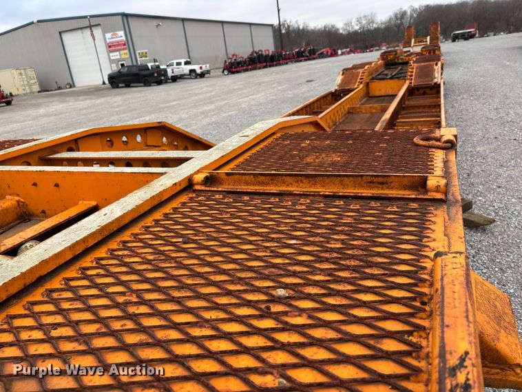 image for item DW7319 2005 Delavan Industries DDT car carrier