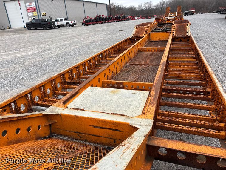 image for item DW7319 2005 Delavan Industries DDT car carrier