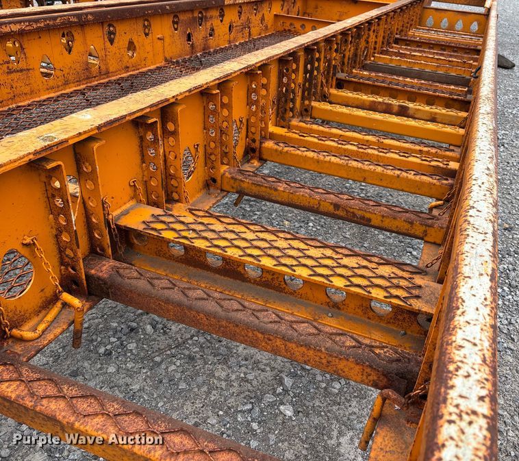 image for item DW7319 2005 Delavan Industries DDT car carrier