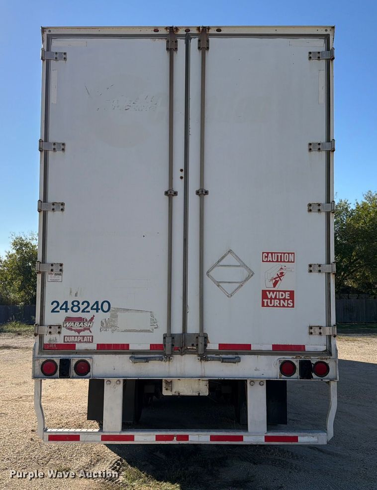 image for item DX5906 2012 Wabash dry van trailer