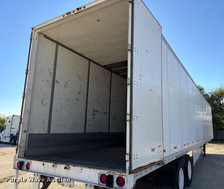 image for item DX5906 2012 Wabash dry van trailer
