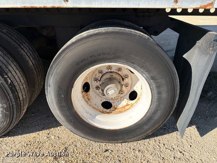 image for item DX5906 2012 Wabash dry van trailer