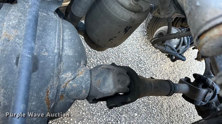 image for item DZ4391 2014 Peterbilt 579 semi truck