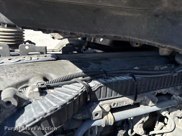 image for item DZ4391 2014 Peterbilt 579 semi truck