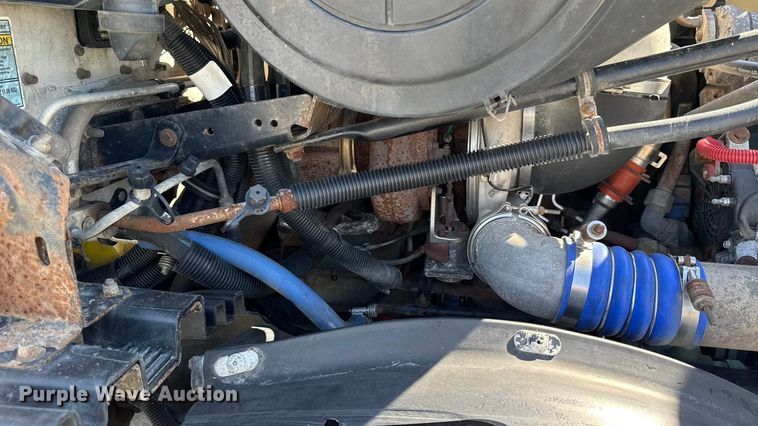 image for item DZ4392 2005 Freightliner Columbia semi truck