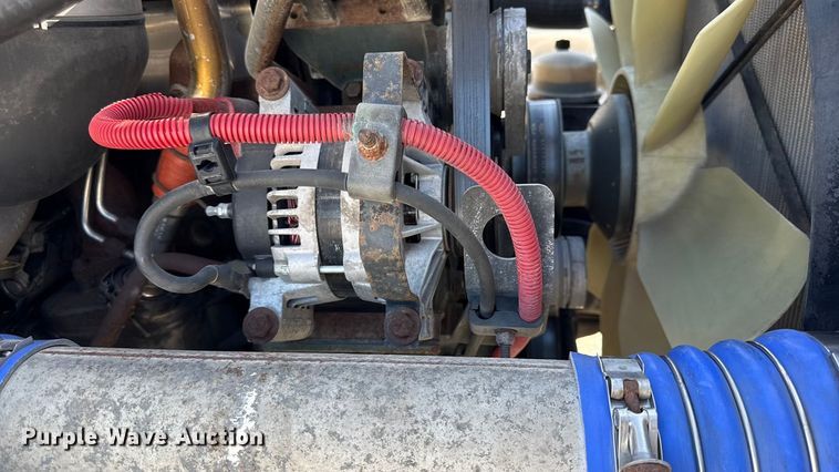 image for item DZ4392 2005 Freightliner Columbia semi truck