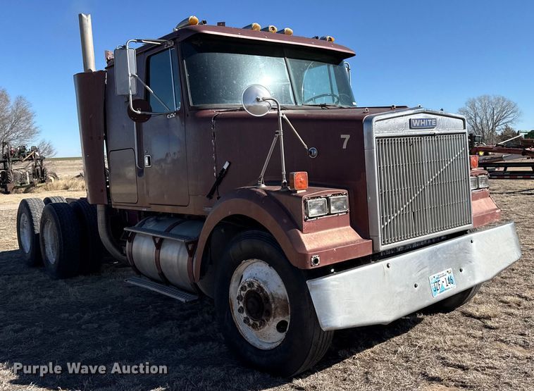 image for item DZ4988 1986 White WIM semi truck