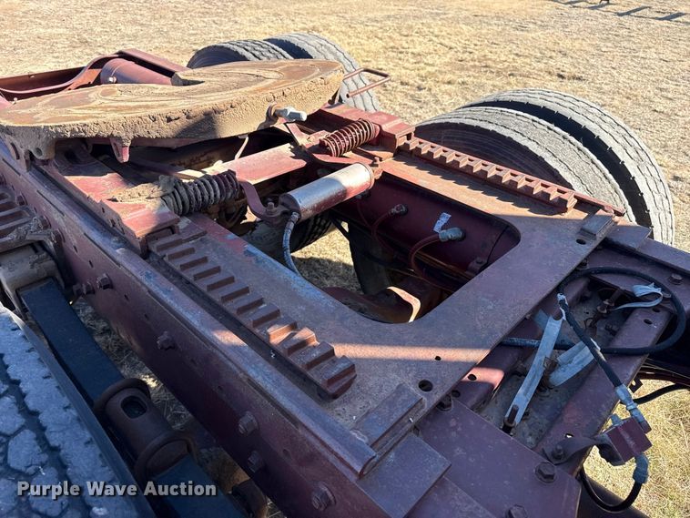 image for item DZ4988 1986 White WIM semi truck