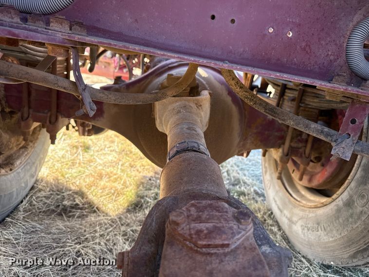 image for item DZ4988 1986 White WIM semi truck