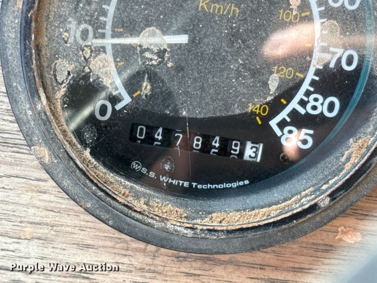 image for item DZ4988 1986 White WIM semi truck