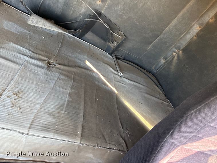 image for item DZ4988 1986 White WIM semi truck