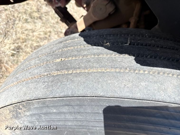 image for item DZ4988 1986 White WIM semi truck