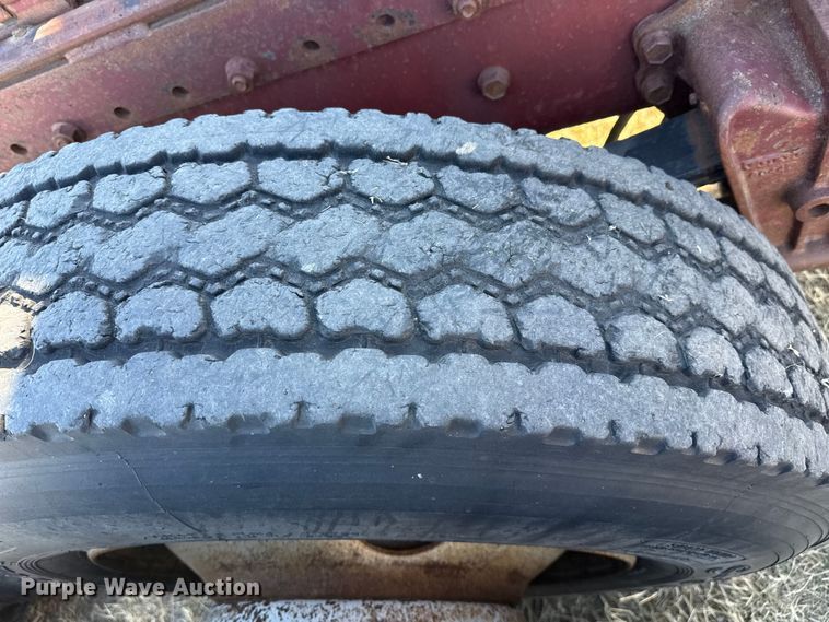 image for item DZ4988 1986 White WIM semi truck