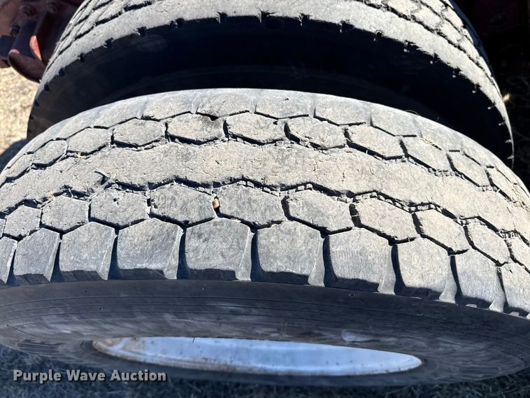 image for item DZ4988 1986 White WIM semi truck