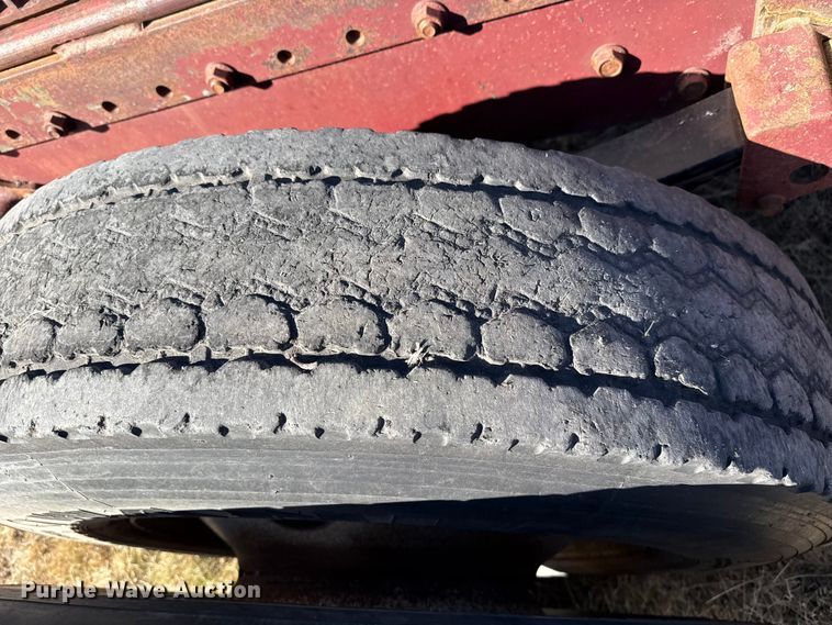 image for item DZ4988 1986 White WIM semi truck