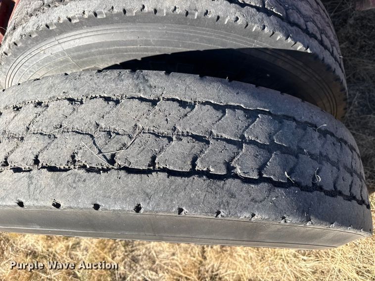 image for item DZ4988 1986 White WIM semi truck