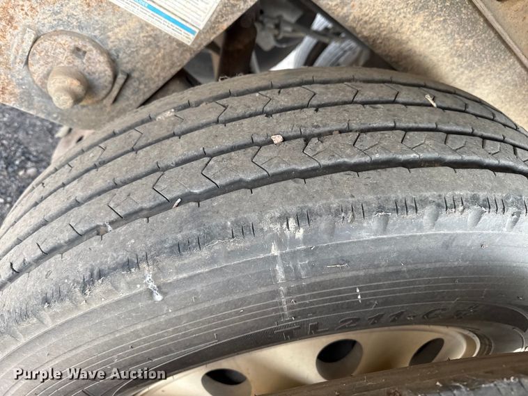 image for item DZ5129 2012 Utility refrigerated van trailer