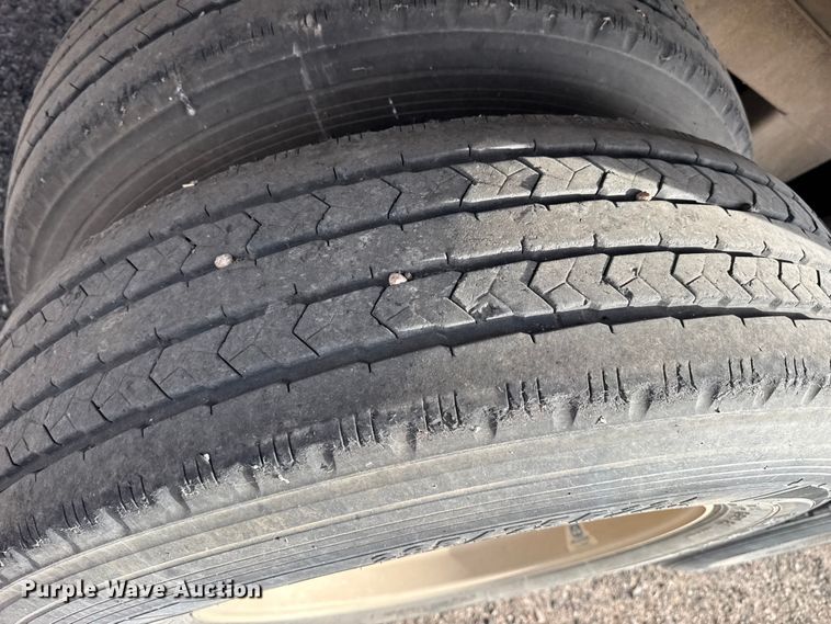 image for item DZ5129 2012 Utility refrigerated van trailer