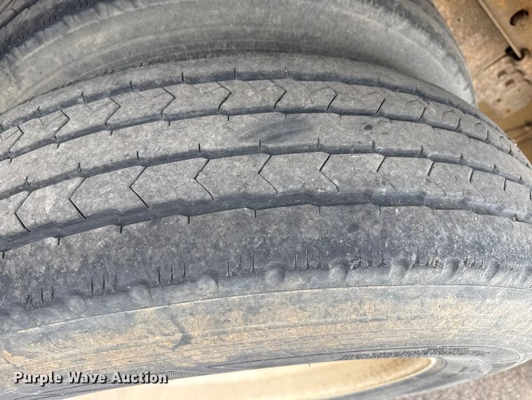 image for item DZ5129 2012 Utility refrigerated van trailer