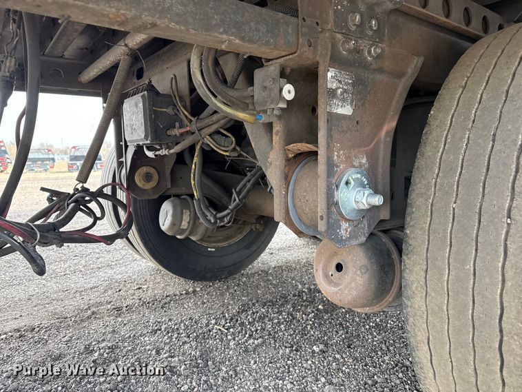 image for item DZ5130 2013 Wabash refrigerated van trailer