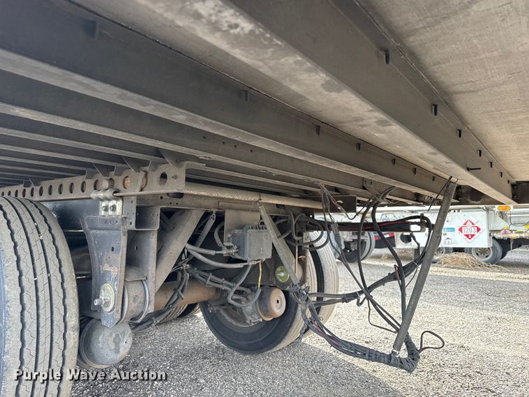 image for item DZ5130 2013 Wabash refrigerated van trailer