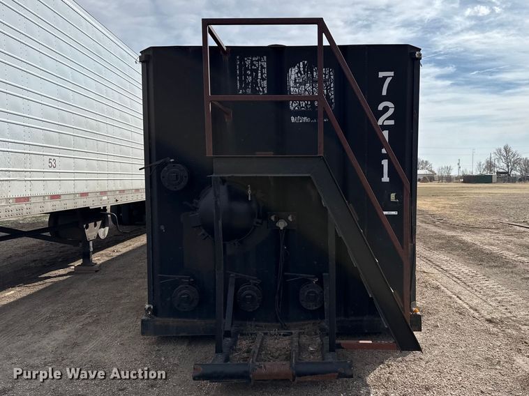 image for item DZ5131 Frac tank trailer