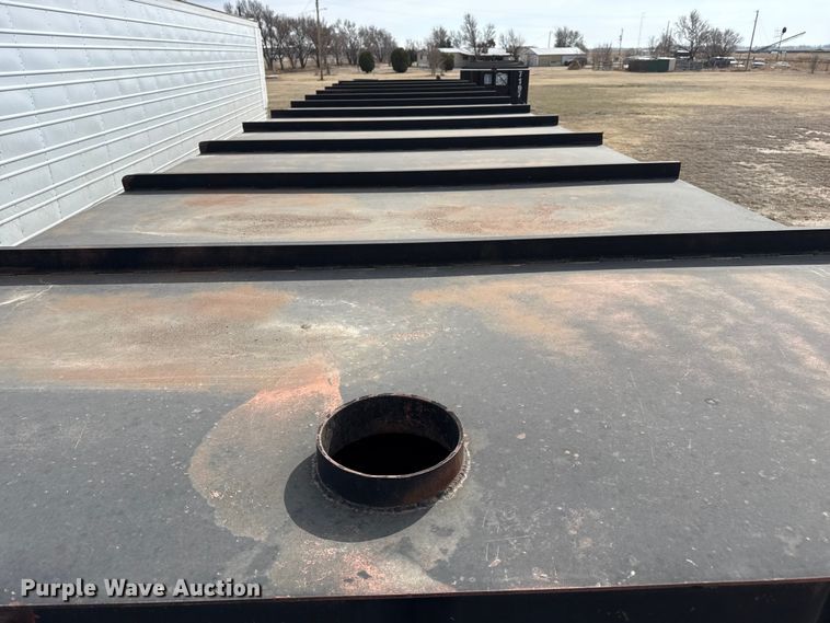 image for item DZ5131 Frac tank trailer