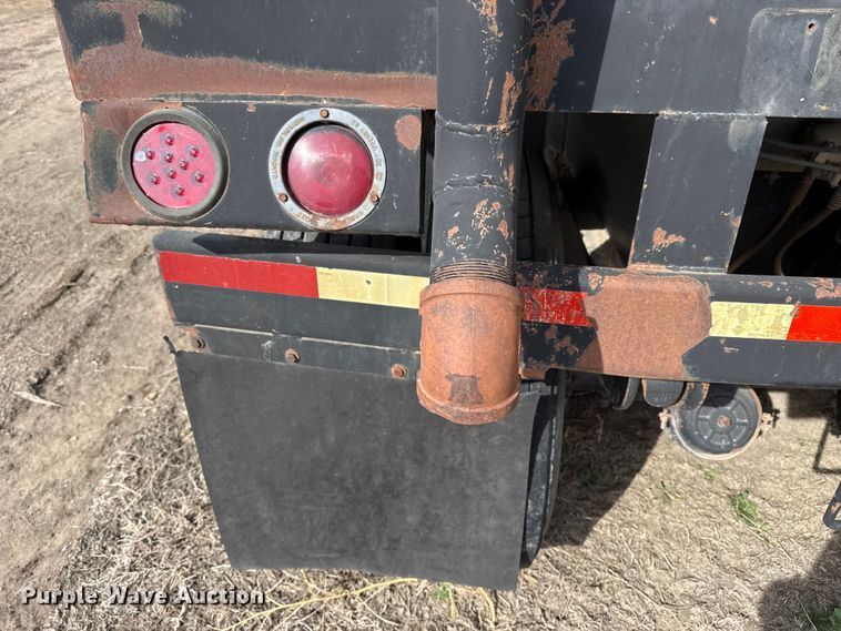 image for item DZ5131 Frac tank trailer