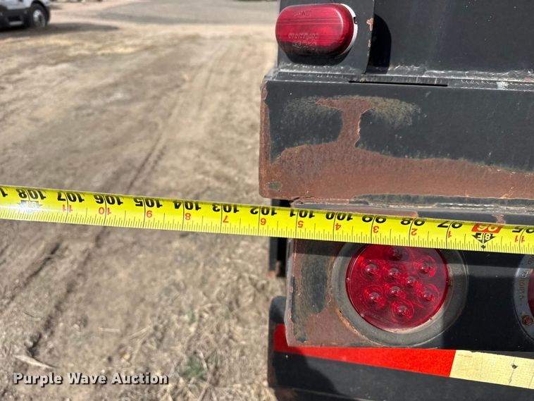 image for item DZ5131 Frac tank trailer