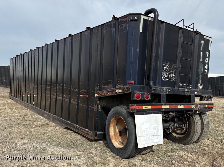 image for item DZ5132 Frac tank trailer